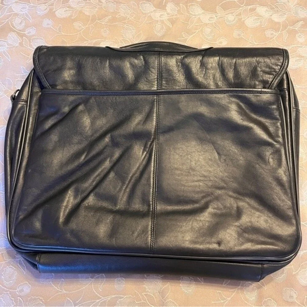 Mens Large Echelon Black Leather Briefcase EUC